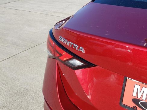 Certified 2022 Nissan Sentra SV image 11