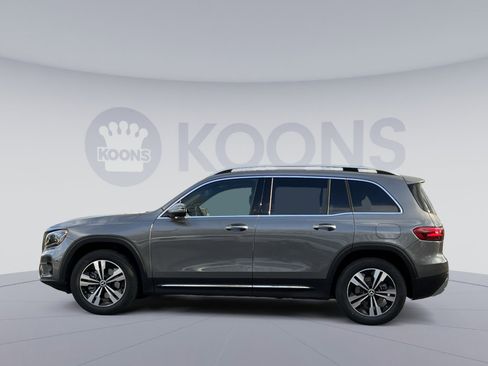 New 2026 Mercedes-Benz GLB 250 4MATIC image 2