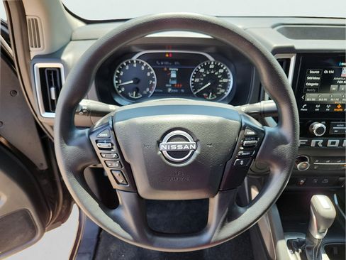 Used 2026 Nissan Frontier SV RWD image 19
