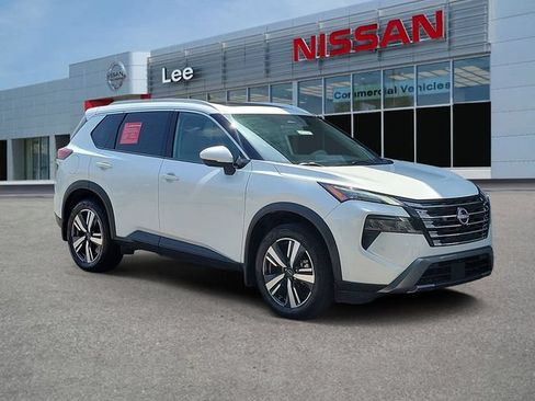 Certified 2024 Nissan Rogue SL w/ SL Premium Package FWD image 1