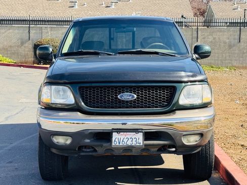 Used 2002 Ford F150 XLT image 5
