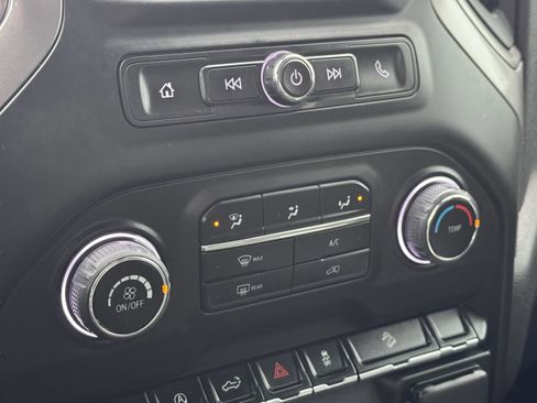 Used 2023 Chevrolet Silverado 1500 Custom Trail Boss w/ LPO, Dark Essentials Package image 15