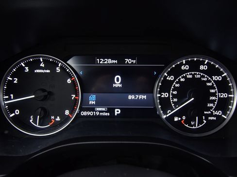 Used 2024 Mitsubishi Outlander ES FWD image 18