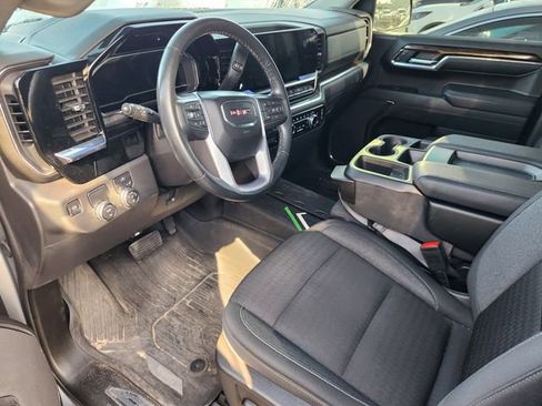 Used 2024 GMC Sierra 1500 Elevation RWD image 8