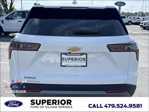 Used 2025 Chevrolet Equinox LT FWD image 4