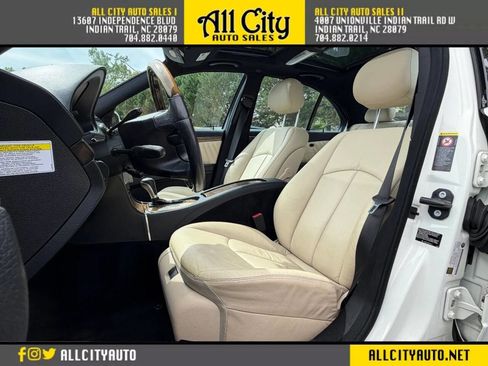 Used 2007 Mercedes-Benz E 350 4MATIC Sedan image 9