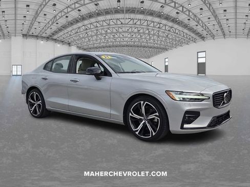 Used 2024 Volvo S60 B5 Plus image 1