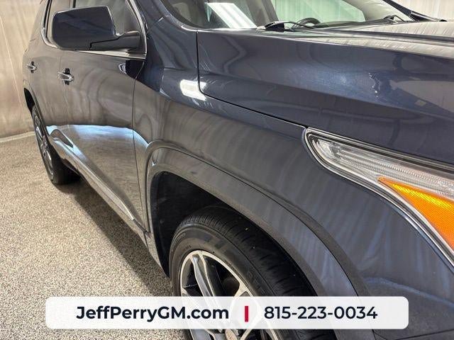 Used 2019 GMC Acadia Denali w/ Technology Package AWD/4WD image 8