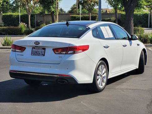 Used 2018 Kia Optima EX w/ Premium Package FWD image 5