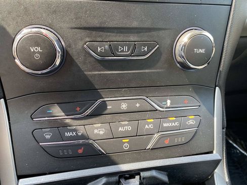 Used 2020 Ford Edge SEL w/ Cargo Accessory Package FWD image 14