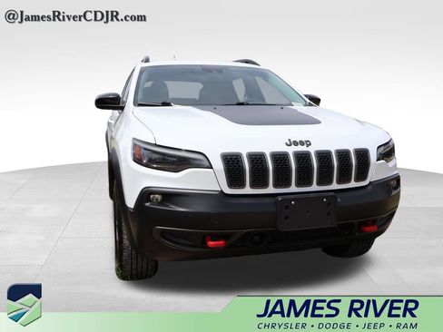 Used 2022 Jeep Cherokee Trailhawk w/ Trailer Tow Group AWD/4WD image 7