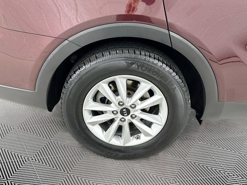 Used 2020 Kia Sorento LX AWD/4WD image 27
