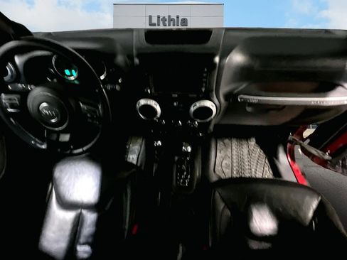 Used 2013 Jeep Wrangler Sahara w/ Dual Top Group image 10