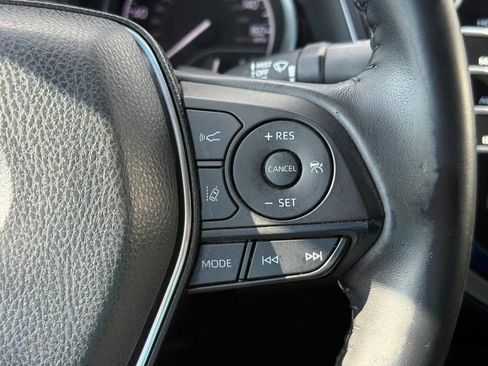 Used 2018 Toyota Camry SE w/ Audio Package FWD image 21