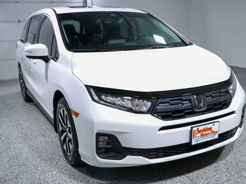 Used 2025 Honda Odyssey EX-L image 5