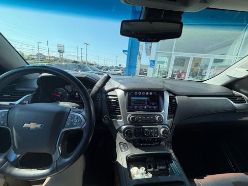 Used 2019 Chevrolet Tahoe Premier w/ Premier Plus Edition image 10