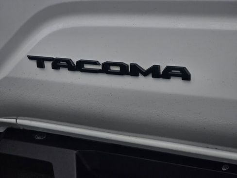 Used 2024 Toyota Tacoma TRD Off-Road w/ TRD Off Road Upgrade Package image 16