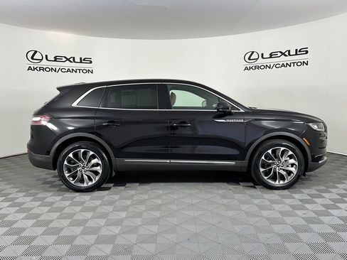 Used 2022 Lincoln Nautilus Reserve w/ Equipment Group 201A AWD/4WD image 6