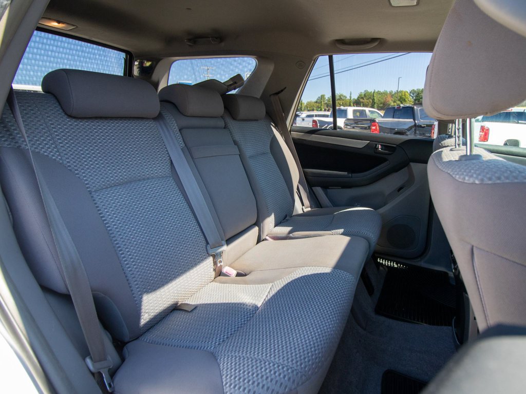 Used 2008 Toyota 4Runner SR5 AWD/4WD image 27