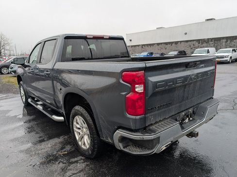 Used 2022 Chevrolet Silverado 1500 LT AWD/4WD image 7