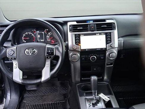 Used 2022 Toyota 4Runner SR5 Premium w/ Moonroof Package RWD image 16