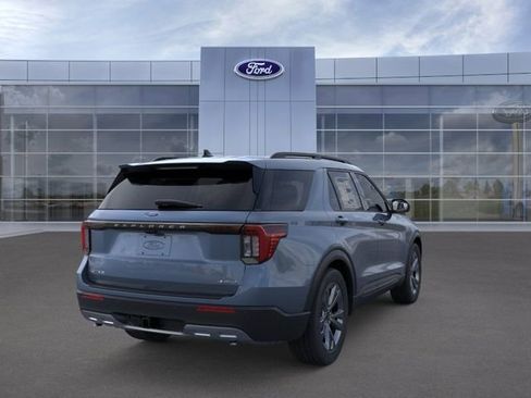 New 2026 Ford Explorer Active AWD/4WD image 8