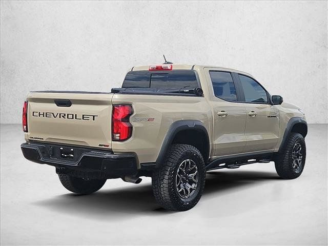 Used 2024 Chevrolet Colorado ZR2 w/ Technology Package AWD/4WD image 7