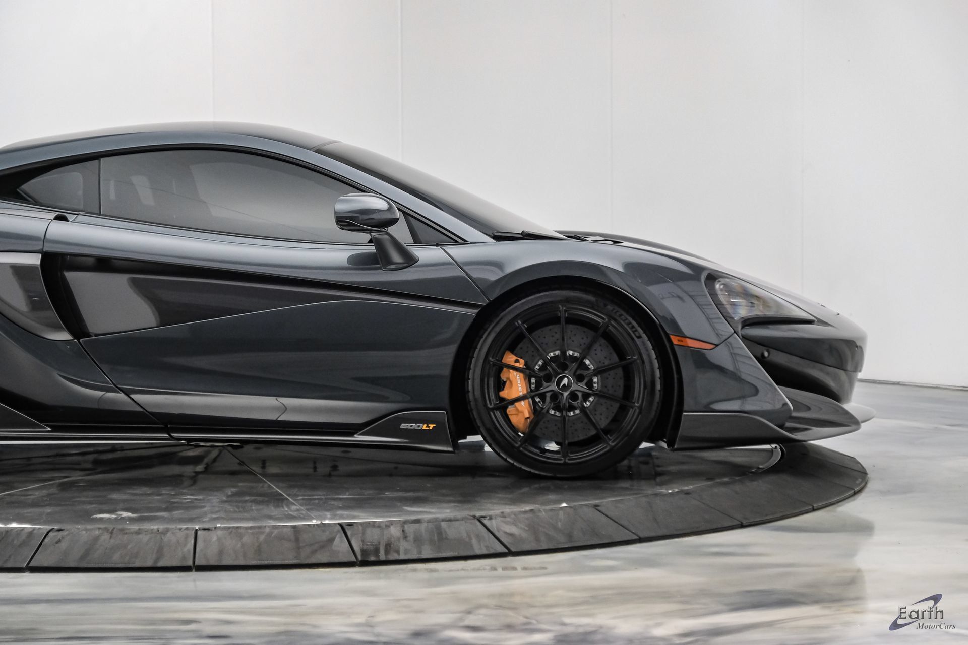 Used 2019 McLaren 600LT RWD image 30