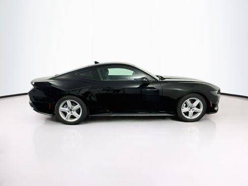 Used 2026 Ford Mustang Premium RWD image 10