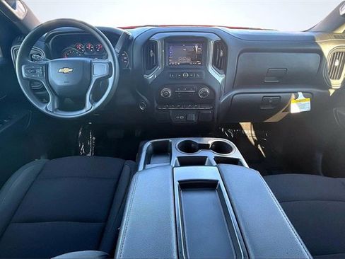 Used 2024 Chevrolet Silverado 1500 Custom image 16