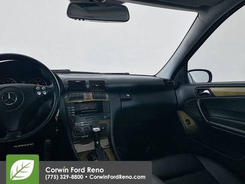 Used 2007 Mercedes-Benz C 230 Sedan image 21