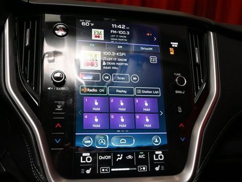 Used 2020 Subaru Outback Premium image 16