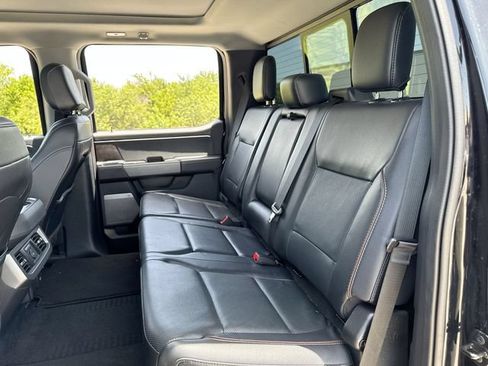 Used 2023 Ford F250 Lariat w/ Lariat Ultimate Package AWD/4WD image 23