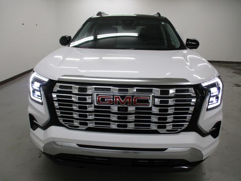 New 2026 GMC Terrain Denali image 2