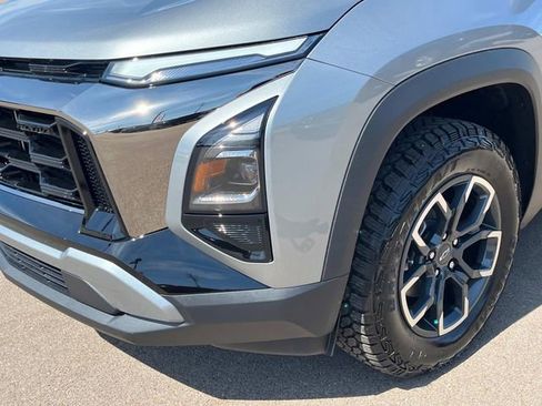 New 2026 Chevrolet Equinox ACTIV w/ Convenience Package III image 13