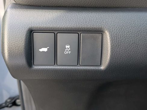 Certified 2025 Honda Pilot Touring image 22