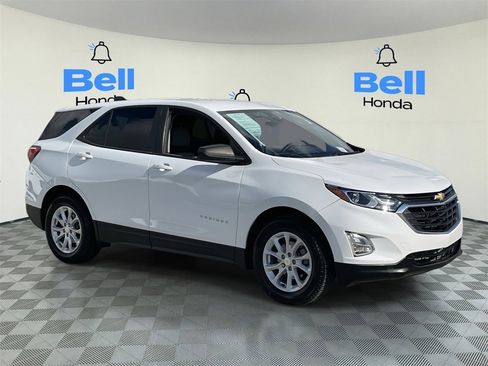 Used 2021 Chevrolet Equinox LS image 6