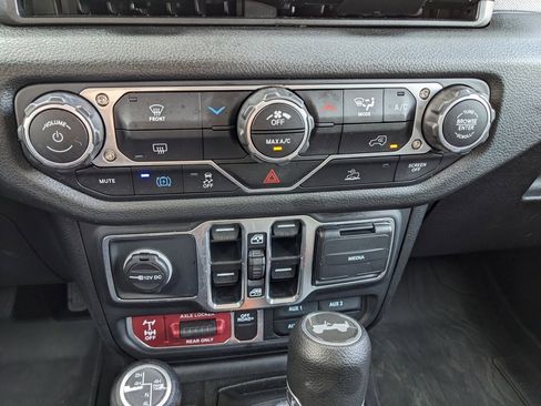 Used 2025 Jeep Wrangler Unlimited Sport S 4xe image 30