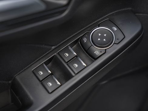 Used 2025 Ford Escape ST-Line image 34