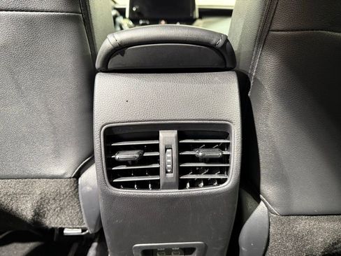 Certified 2025 Toyota Corolla Cross XLE image 20