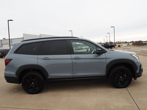 Used 2022 Honda Pilot TrailSport image 19