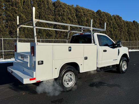 Used 2020 Ford F350 XL w/ Power Equipment Group image 8