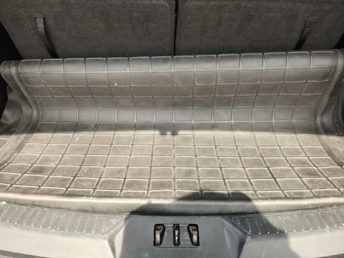 Used 2021 Ford Explorer XLT RWD image 31