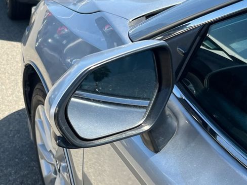 Used 2019 Toyota Camry LE FWD image 8