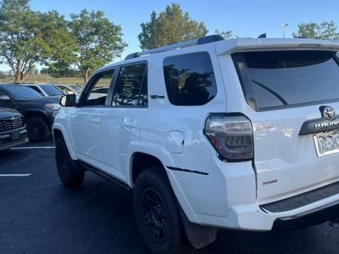 Used 2018 Toyota 4Runner TRD Pro AWD/4WD image 9