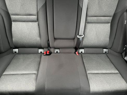 Used 2025 Nissan Rogue SV image 41