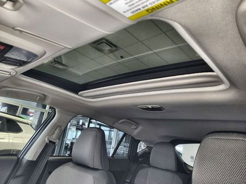 Used 2024 Subaru Crosstrek 2.0i Premium image 22