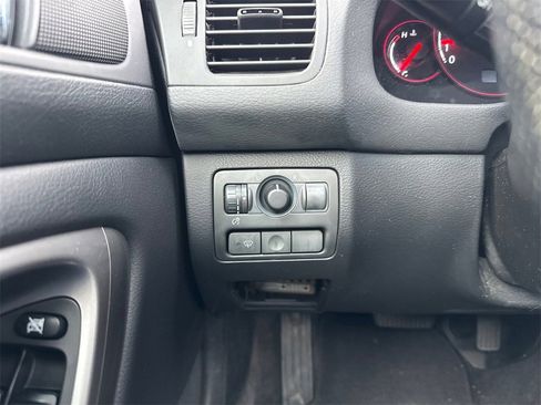 Used 2005 Subaru Legacy 2.5GT Limited image 33