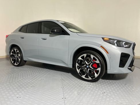 Used 2026 BMW X2 xDrive28i w/ M Sport Package image 7