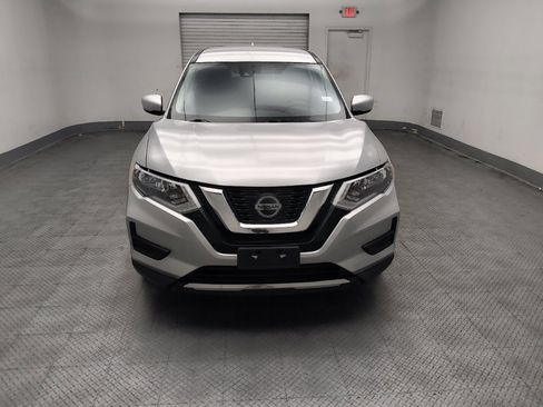 Used 2020 Nissan Rogue S FWD image 14